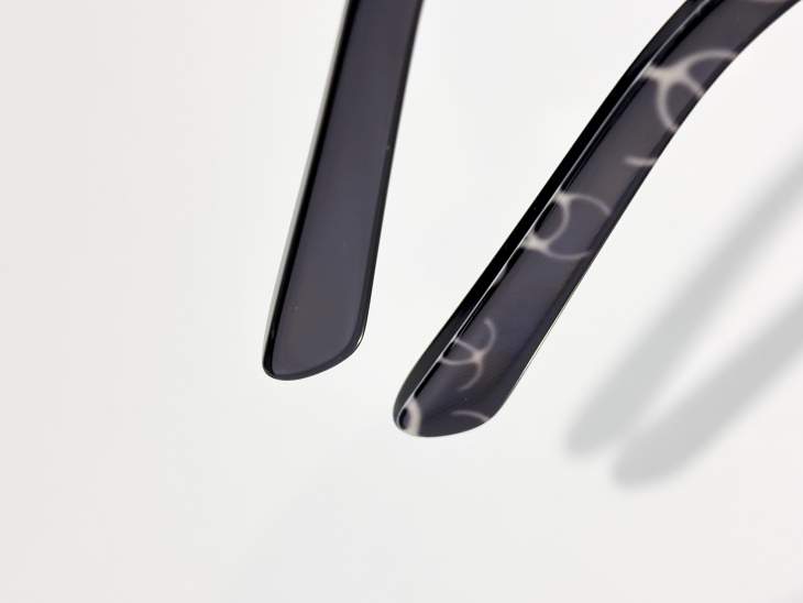 Picture of Chanel Sunglasses _SKUfw77837683fw